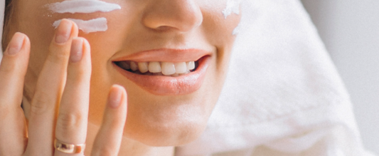 Rutina facial natural para pieles sensibles: calma, cuida y protege tu piel